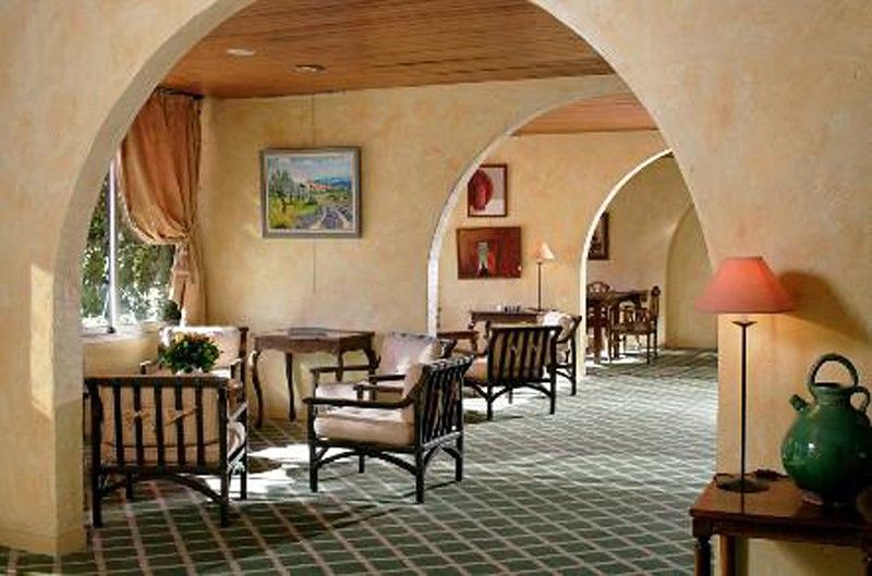 Golf De Valescure & Nuxe Hotel